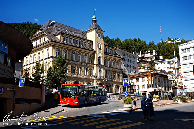 Das Rathaus von Sankt Moritz, Schweiz.