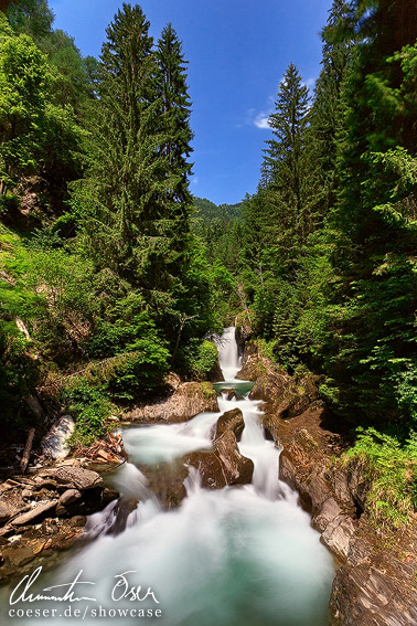Wasserfall in der Groppensteinschlucht in Obervellach, Österreich.