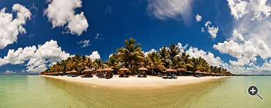 Panorama des Strandabschnitts von Trou aux biches, Mauritius.