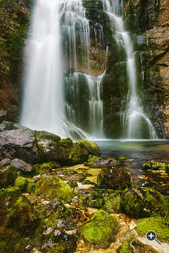 Kaskaden-Wasserfall in der Wasserlochklamm in Palfau, &Ouml;sterreich.