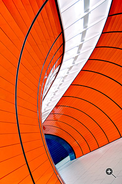U-Bahn-Station Marienplatz in M&uuml;nchen, Deutschland.