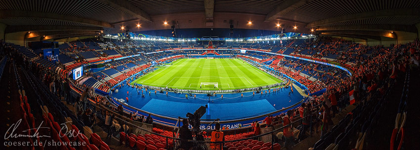 Panorama des Parc des Princes Stadions in Paris, Frankreich.