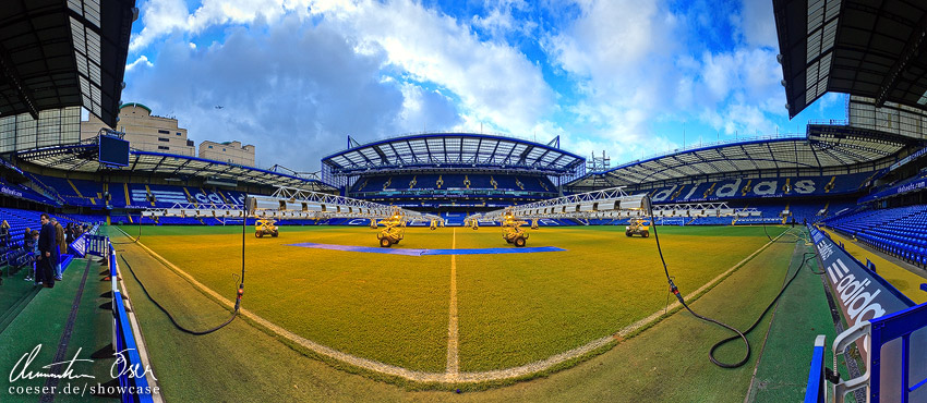 Panorama des Stadions an der Stamford Bridge des FC Chelsea in London, England.