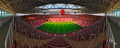 Stadionpanorama der Turk-Telekom-Arena von Galatasaray in Istanbul, T&uuml;rkei.