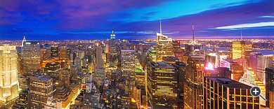 Panorama der New Yorker Skyline im Sonnenuntergang New York, USA.