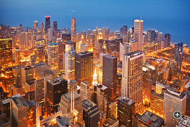 Blick auf die Skyline von Chicago im Sonnenuntergang, USA.