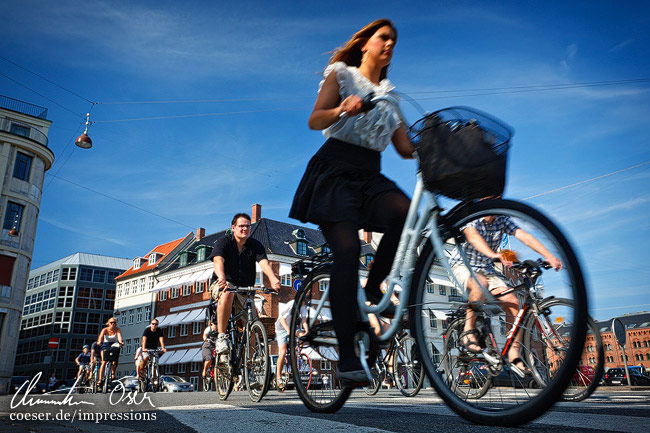Radfahren ist die beliebteste Art der Fortbewegung in der Stadt in Kopenhagen, Dänemark.