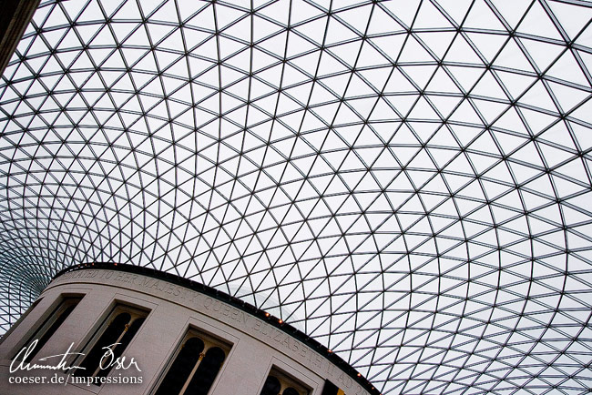 Das Dach des British Museum mit Architektur von Sir Norman Foster in London, Großbritannien.