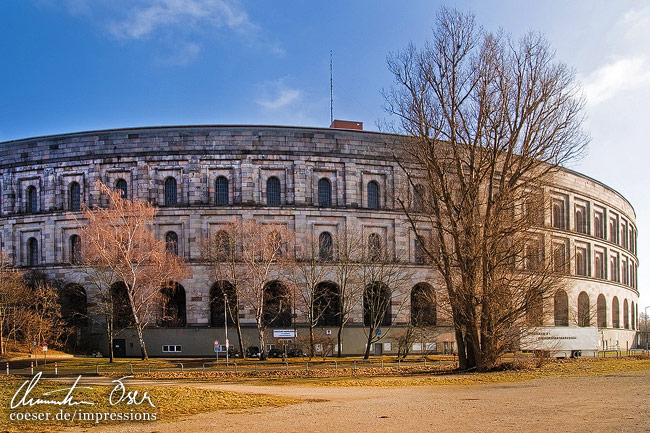 Die Kongresshalle am Reichsparteitagsgelände in Nürnberg, Deutschland.